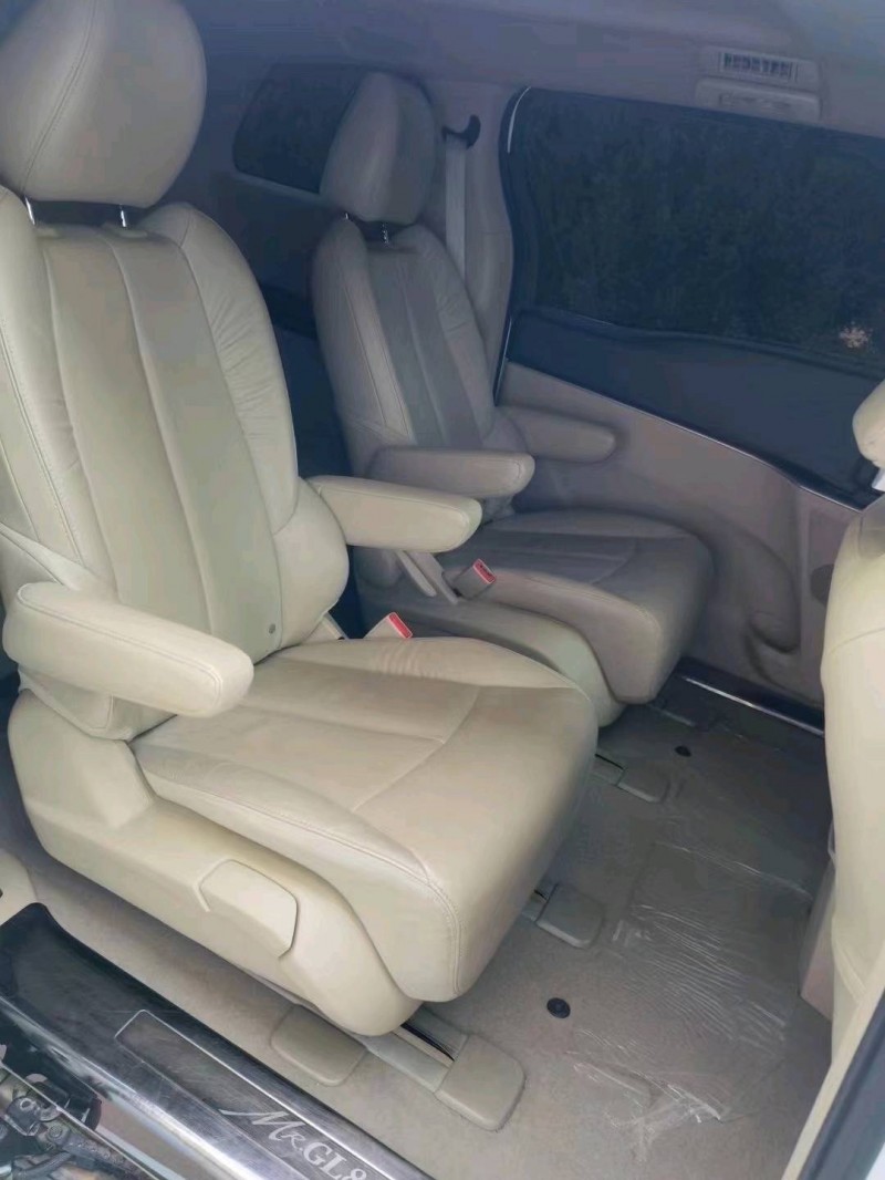 枣庄17年别克GL85