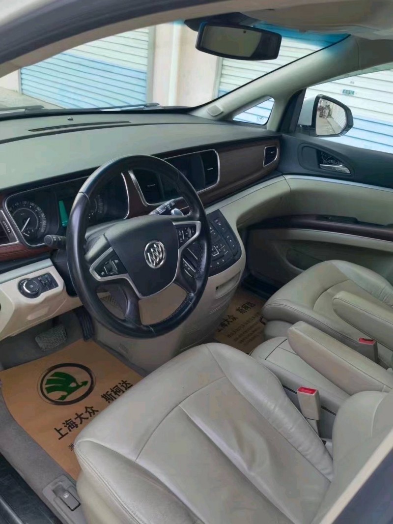 枣庄17年别克GL84