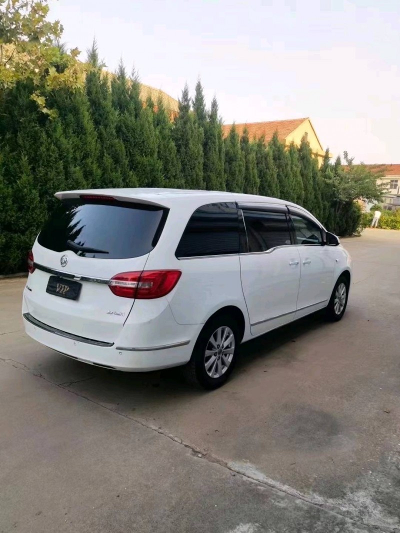 枣庄17年别克GL87