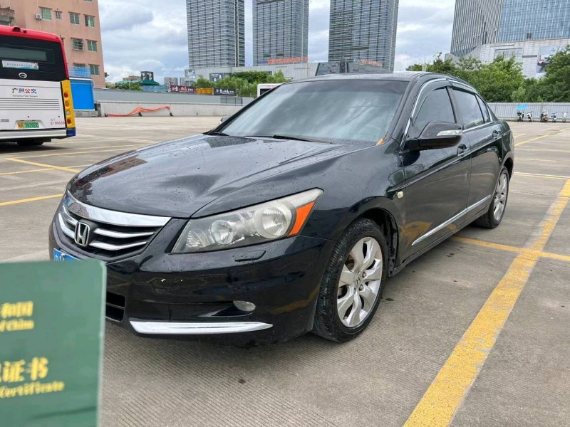 广州11年本田雅阁2