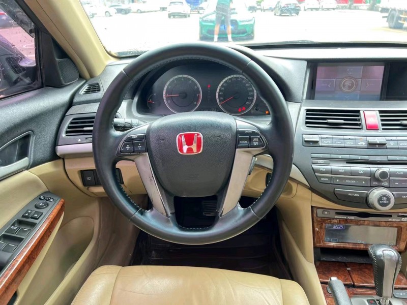 广州11年本田雅阁5