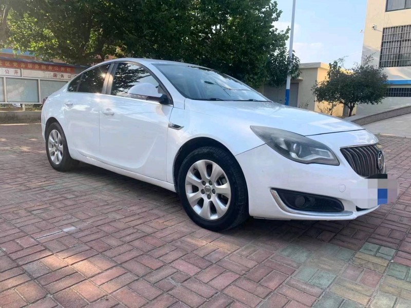 东营16年别克君威7