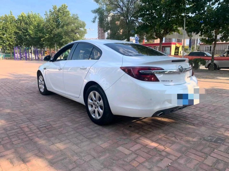 东营16年别克君威6