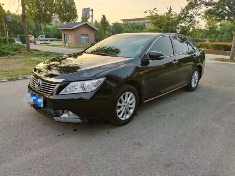 北京14年丰田凯美瑞7