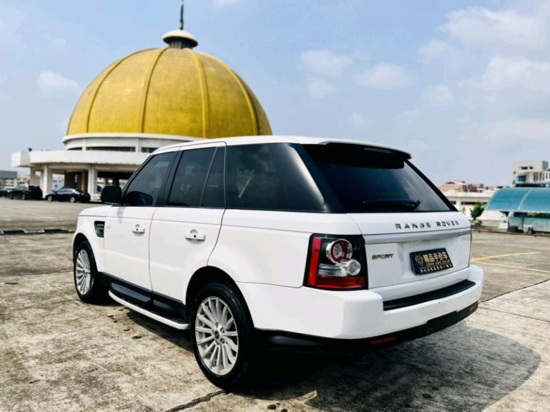 东莞12年路虎揽胜6