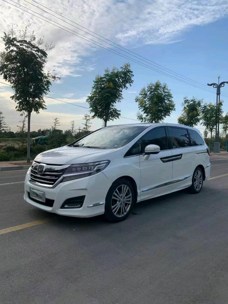 东营16年本田艾力绅3