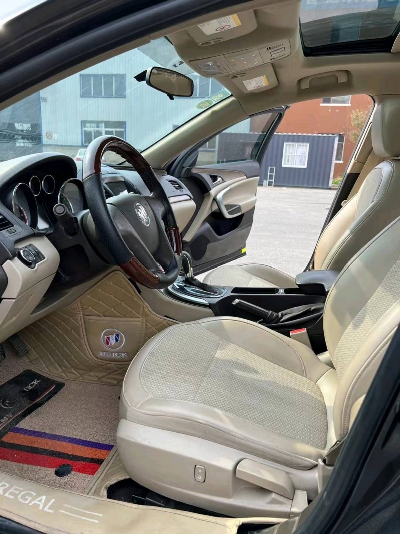 沈阳13年别克君威8