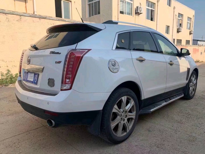 青岛13年凯迪拉克SRX2