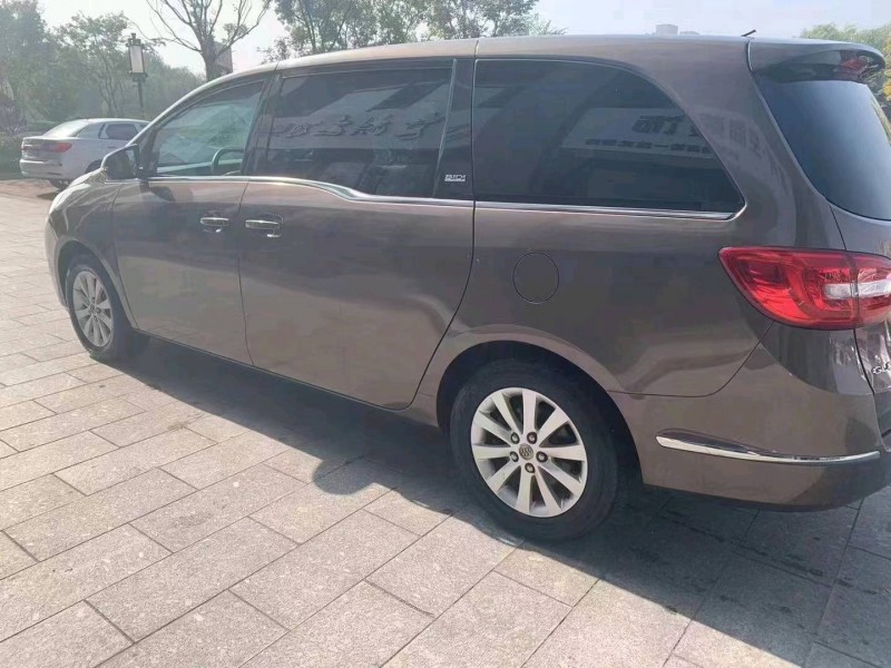 青岛14年别克GL88