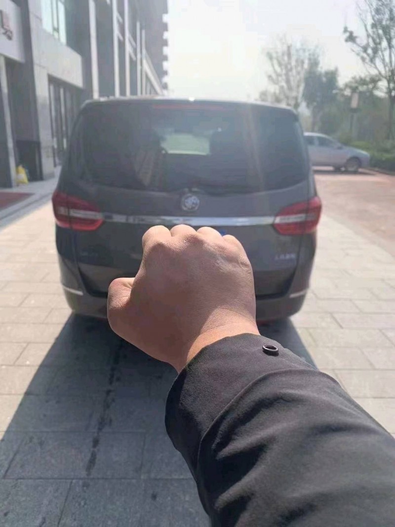 青岛14年别克GL89