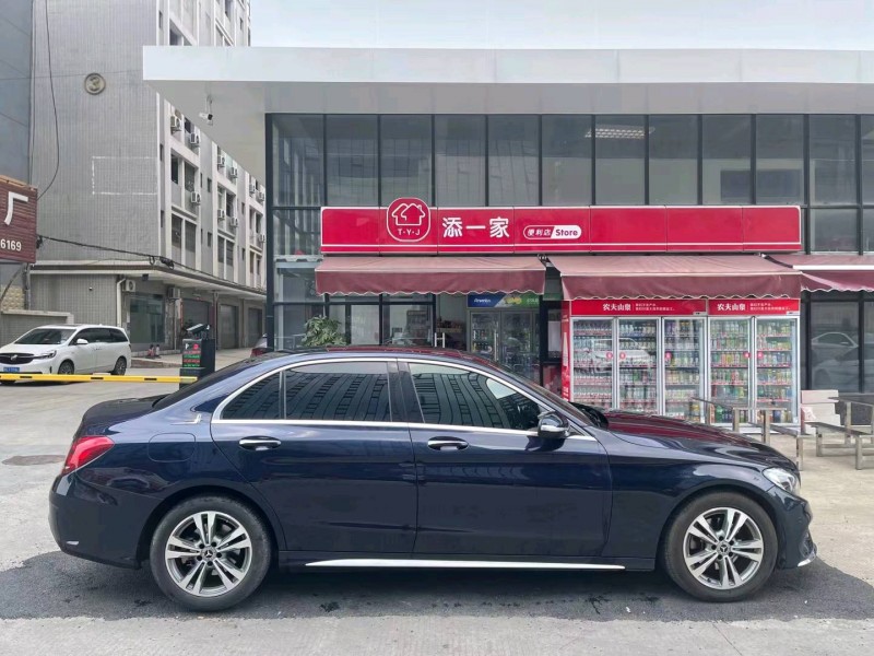 广州18年奔驰C3