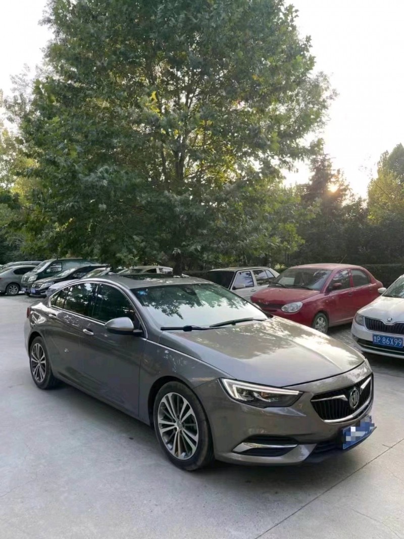 枣庄18年别克君威2