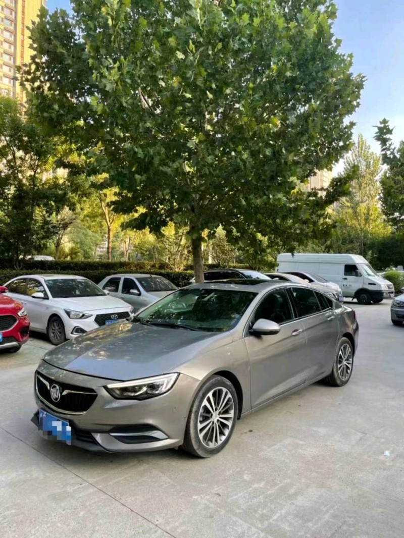 枣庄18年别克君威4