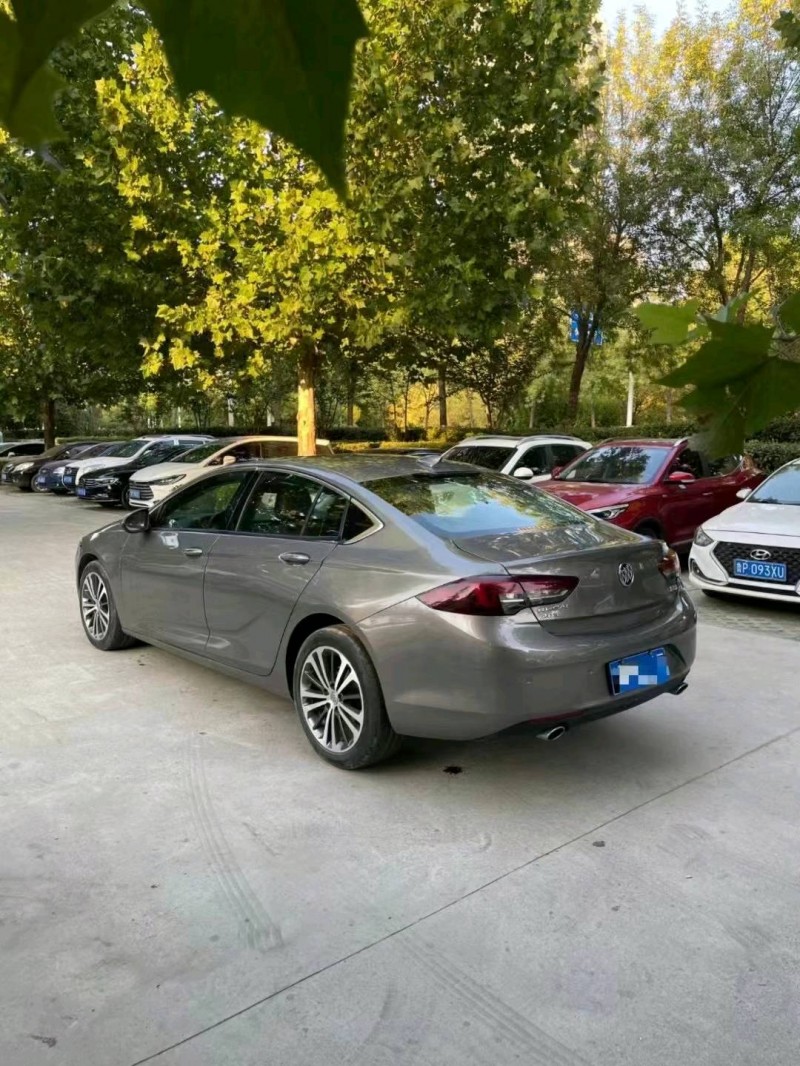 枣庄18年别克君威7