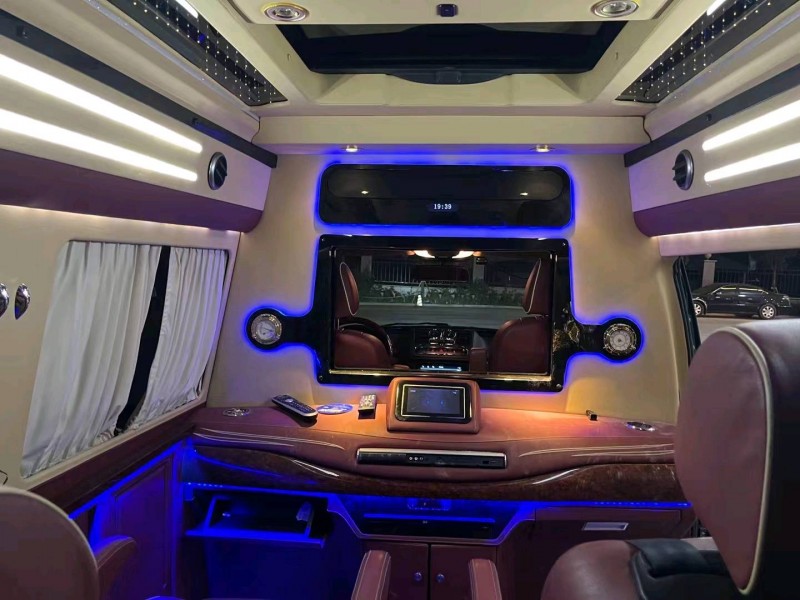 枣庄15年奔驰威霆5