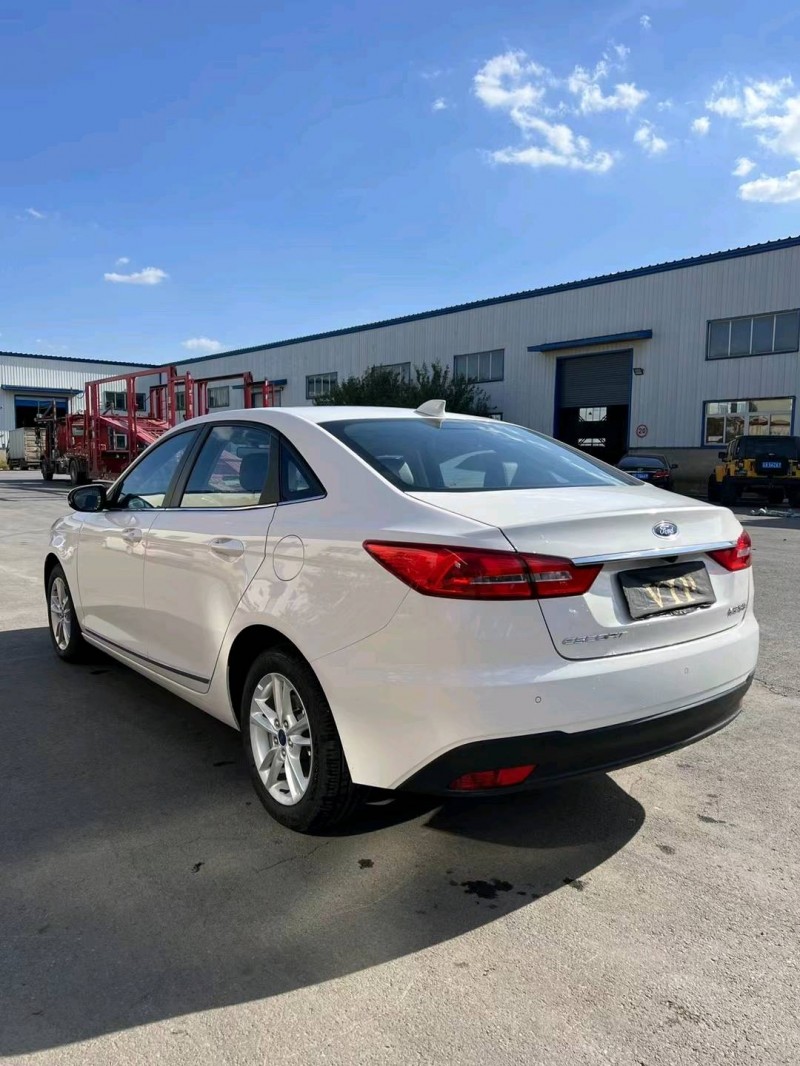 沈阳21年福特福睿斯4