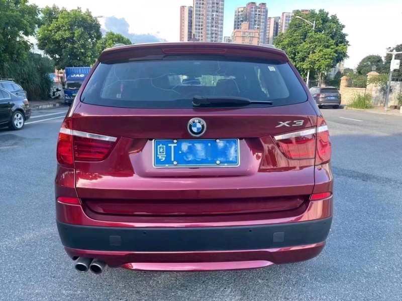 广州12年宝马X31