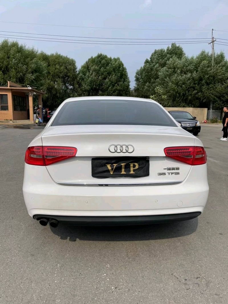 沈陽14年奧迪A4L6