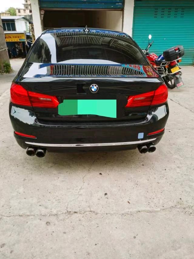 成都18年宝马5系9