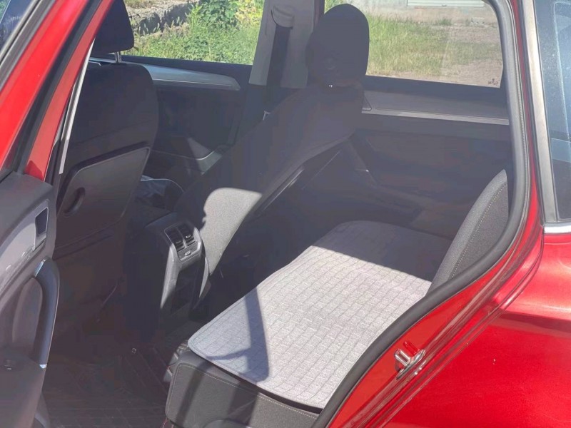 北京16年大众高尔夫·嘉旅8