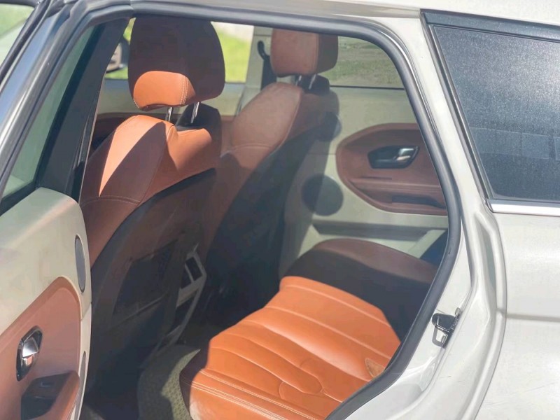 北京13年路虎极光6