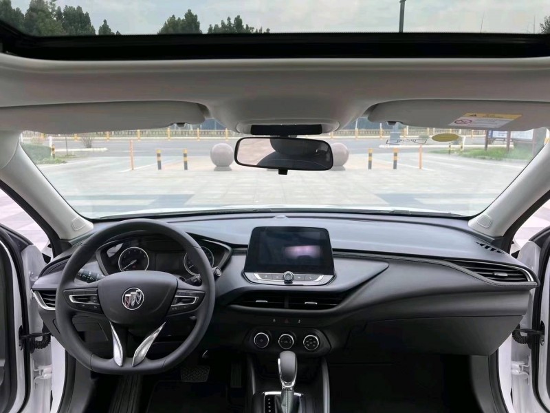 枣庄22年别克威朗7