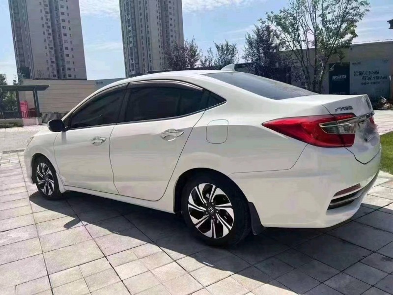 重庆18年本田凌派4