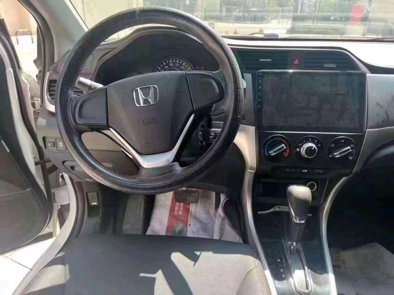 重庆18年本田凌派8