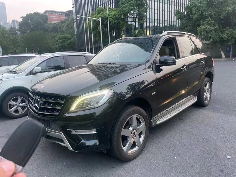 重庆12年奔驰ML8