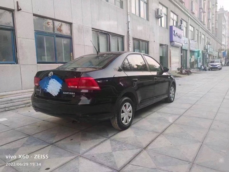 北京14年大众桑塔纳5