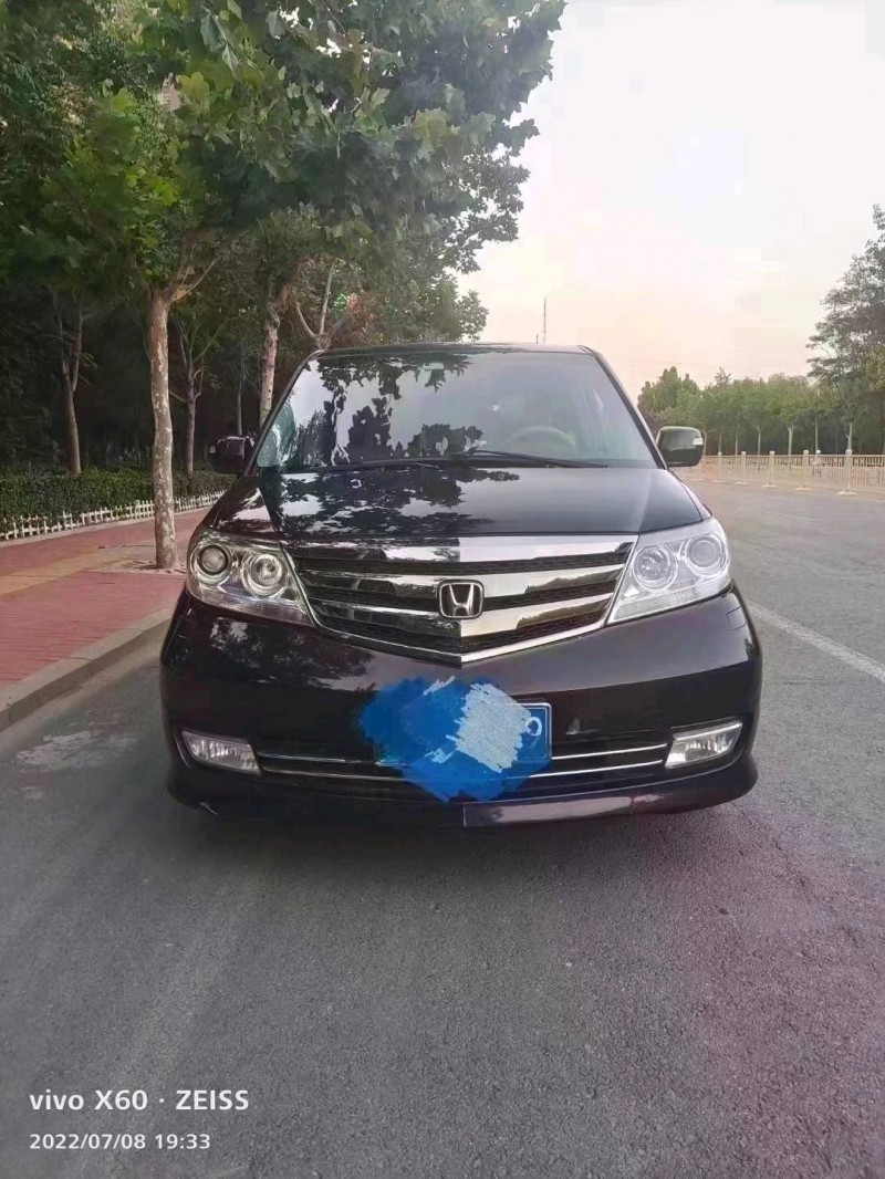 北京15年本田艾力绅1