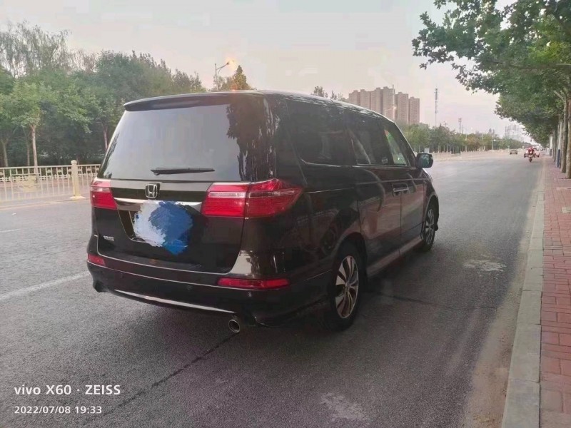 北京15年本田艾力绅5