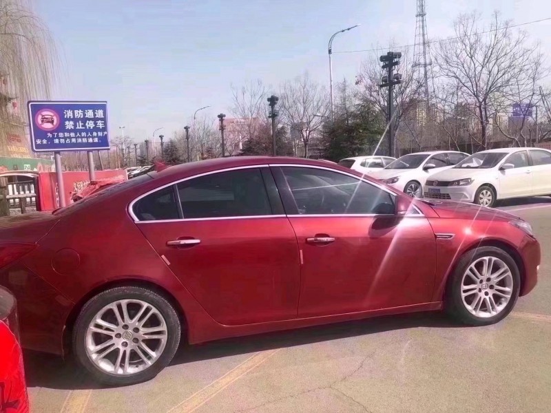 北京10年别克君威4