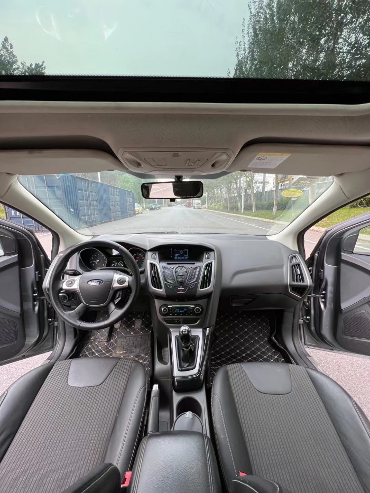 沈阳13年福特福克斯8