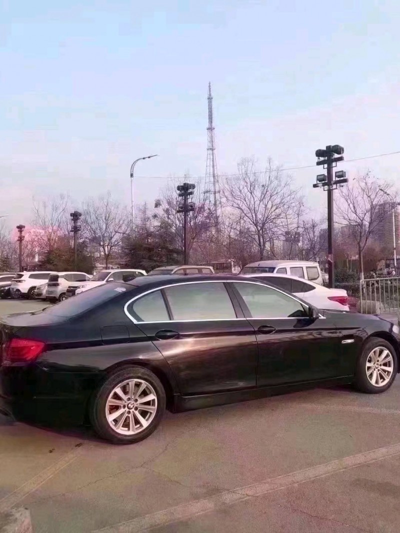 北京13年宝马5系4