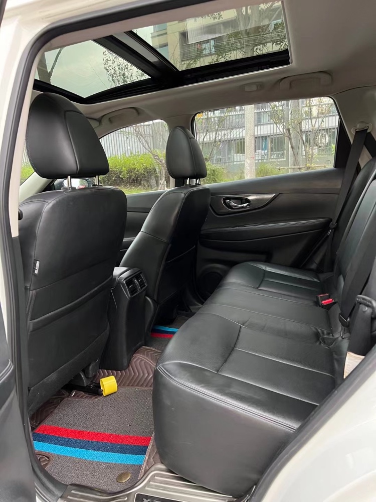 沈阳17年日产奇骏3