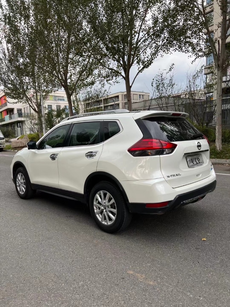 沈阳17年日产奇骏7