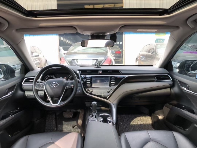 沈阳18年丰田凯美瑞6