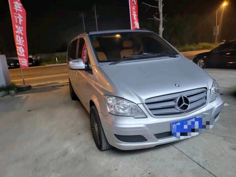 徐州12年奔驰唯雅诺3