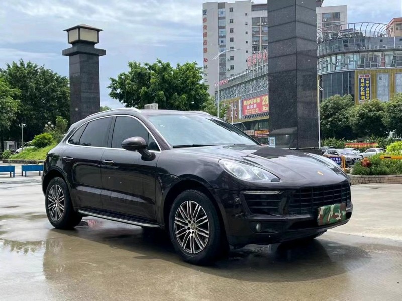 東莞17年保時捷Macan2