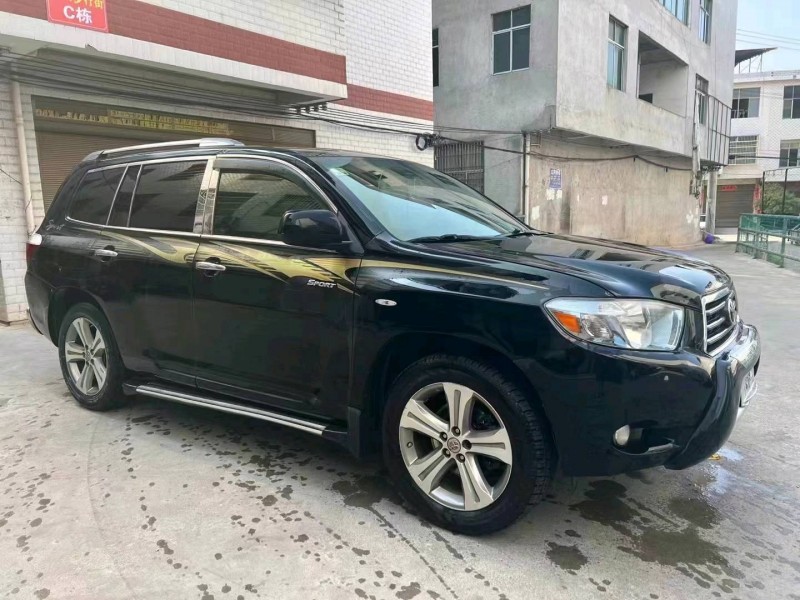 北京12年丰田汉兰达3