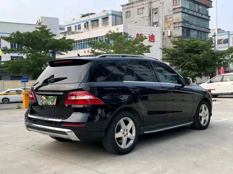 东莞13年奔驰ML2