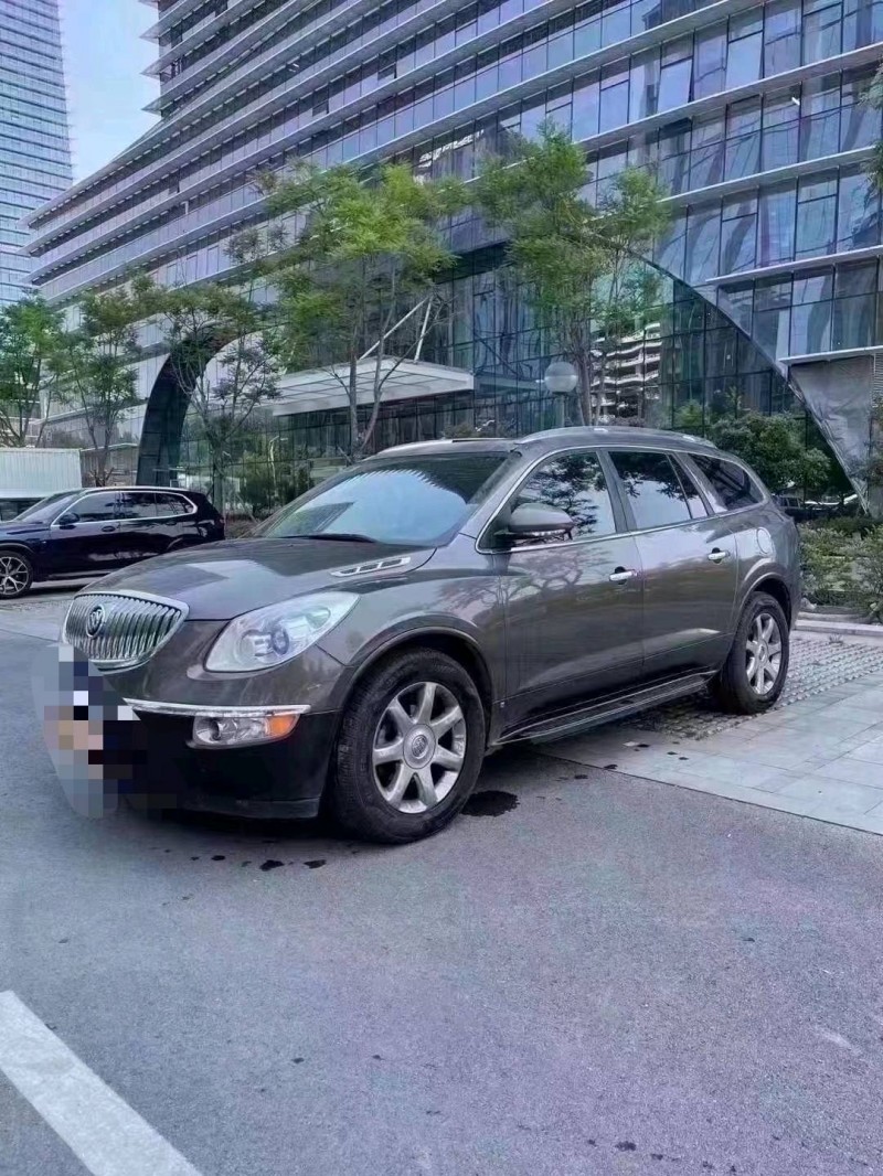 青岛09年别克昂科雷2