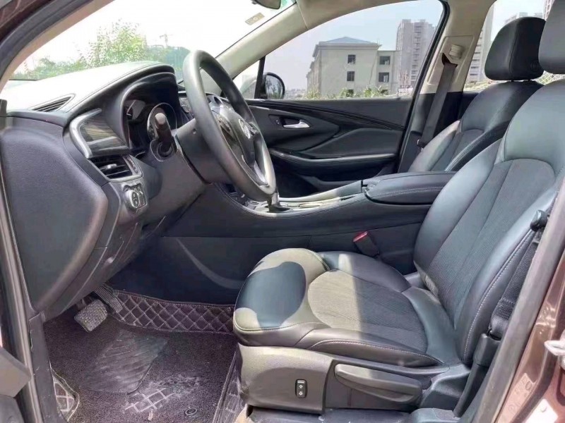 青岛17年别克昂科威4