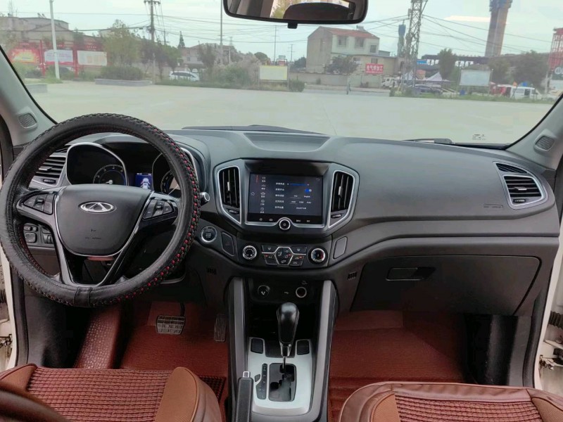 北京17年奇瑞瑞虎52