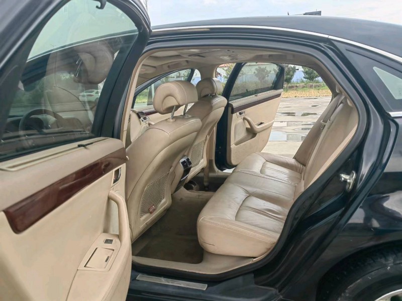 北京09年别克林荫大道3