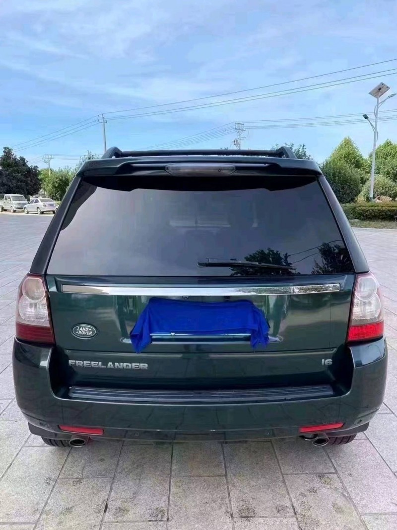 北京11年路虎神行者2