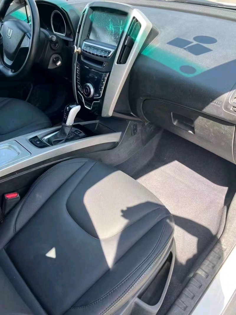 北京16年纳智捷U6 TURBO8