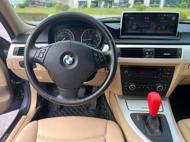 北京11年宝马3系6