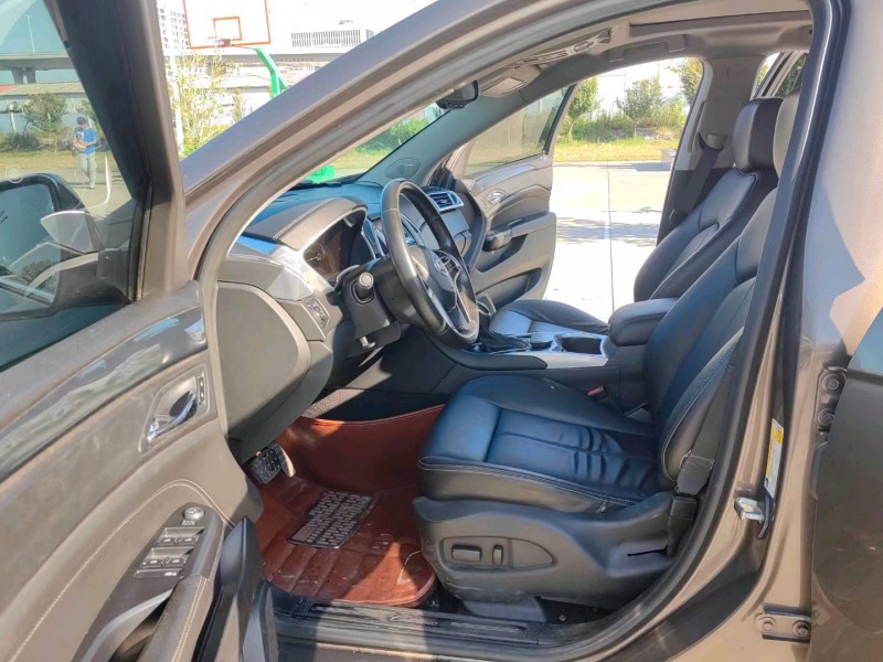 北京14年凯迪拉克SRX6